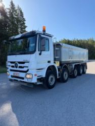 Mercedes-Benz 4448 10x4