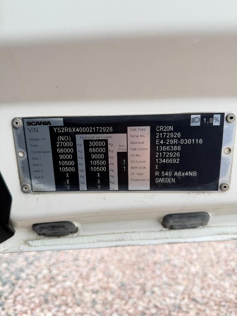 Scania R540A6x4NB Vetopöytäautot