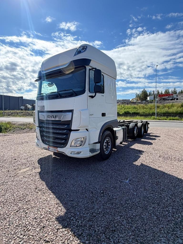 DAF XF 530 8x2/4 Kuorma-autoalustat