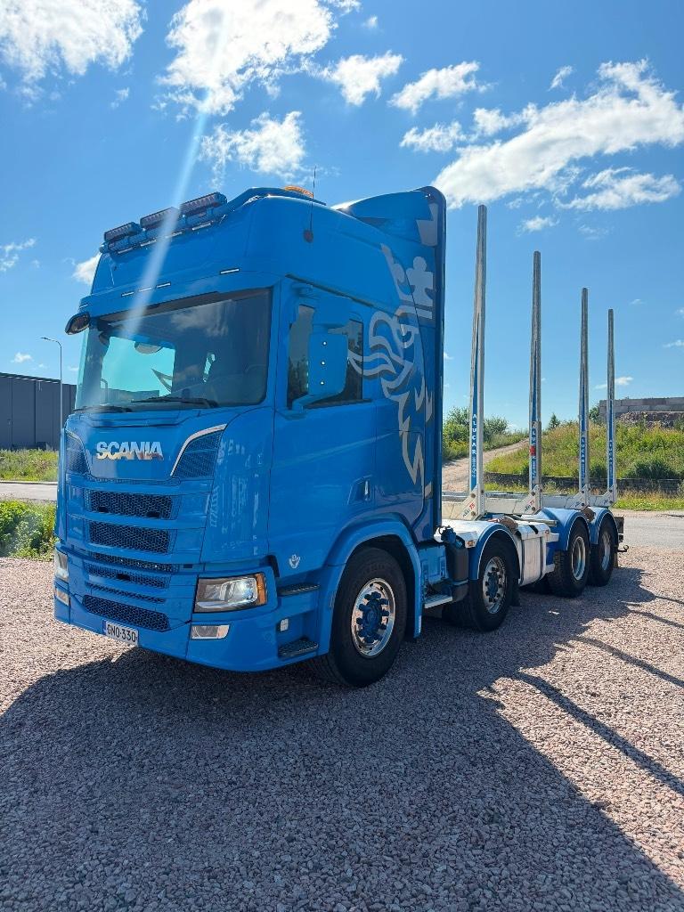 Scania R650B8x4NB Puuautot