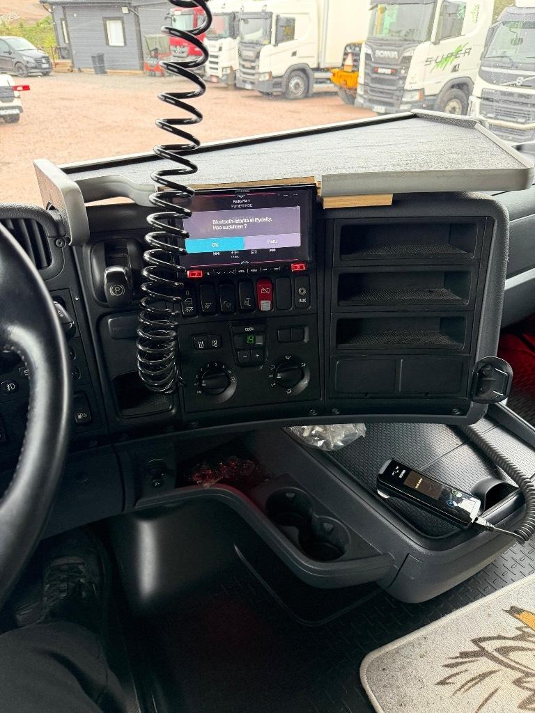 Scania R520LB8x2/4MNB Kuorma-autoalustat